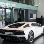 Largest-Lamborghini-Showroom-Opens-In-Dubai-Interior-White-Aventador-S-Rear-Side-Quarter-1024×683